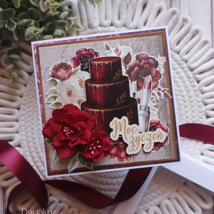 Urodziny, kartka w pudełku, tort, bordowa, moc życzeń, u58