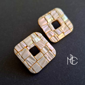 w błyskach muszli no1 - kolczyki