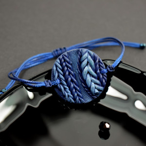 Wełniane sploty - granatowa bransoletka z regulacją