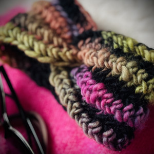 Wieczorna fantazja - unikatowy komplet szydełkowy