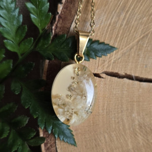 Wisior vintage kwiaty retro zawieszka złota owalna