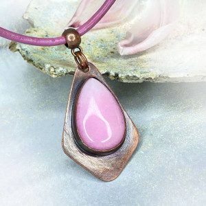 Wisior z pastelowym jadeitem c1282