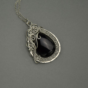 Wisiorek czarny onyks wire wrapping duży wisior