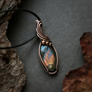 Wisiorek miedziany naszyjnik labradoryt wire wrapping