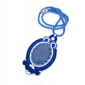 Wisiorek sutasz niebieski „Gaja” dżinsowy naszyjnik codzienny