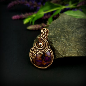 Wisiorek z fioletowym agatem wire wrapping