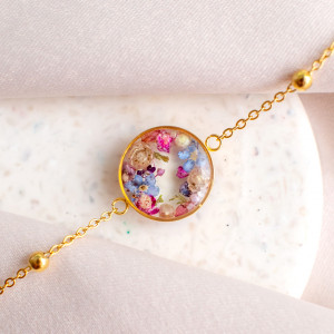 Wisiorek z kompozycją kwiatową 065