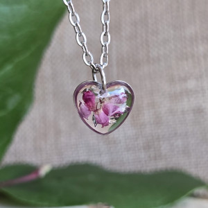 Wisiorek z kwiatem ka serce dziewczęca srebrna