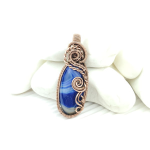 Wisiorek z niebieskim agatem wire wrapping