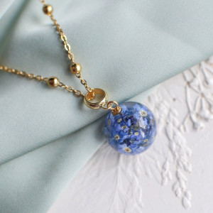 Wisiorek z niezapominajkami 0107