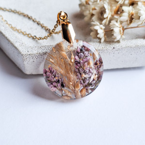 Wisiorek z żywicy kompozycja kwiaty polne