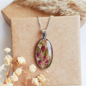 Wisiorek z żywicy z kwiatami wrzosu srebrny