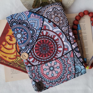 Wodoodporne etui na książkę: mandale