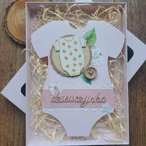 Wyjątkowa kartka na baby shower dziewczynki (w pudełku)