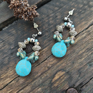 ,,z błękitną łezką,,