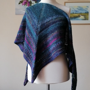 Z szafirem - oryginalna, szlachetna, wyjątkowa chusta z japońską Noro