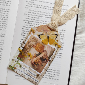 zakładka do książki, kwiaty, motyle, sztuka, natura, cottagecore