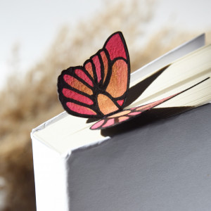 Zakładka do książki "On Paper" Motyl malowany 08