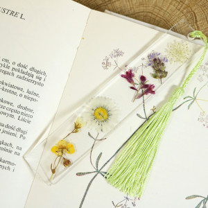 Zakładka do książki wiosenne kwiaty żywica łąka XIV