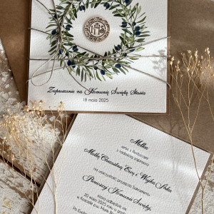 Zaproszenia na komunię z personalizacją w wianku