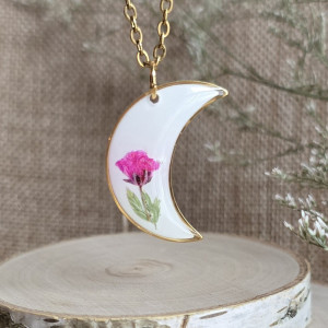 Zawieszka księżyc różowy kwiaty suszone