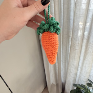Zawieszka marchew
