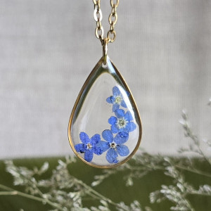 Zawieszka z kwiatami łezka łza niezapominajki wisior