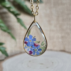 Zawieszka z kwiatami łezka niezapominajki róż