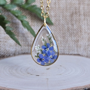 Zawieszka z niezapominajkami złota dziewczęca łza