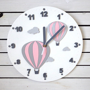 Zegar dla dziewczynki z balonami i chmurkami