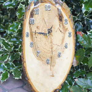 Zegar drewniany z żywicą epoksydową BB10