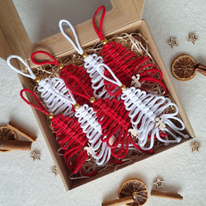 Zestaw 8 makramowych choineczek