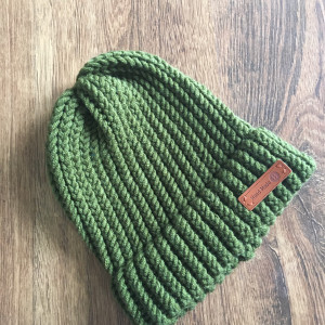 Zielona khaki ciepła czapka z wełną Merino
