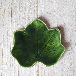 Zielony liść podstawka ceramiczna