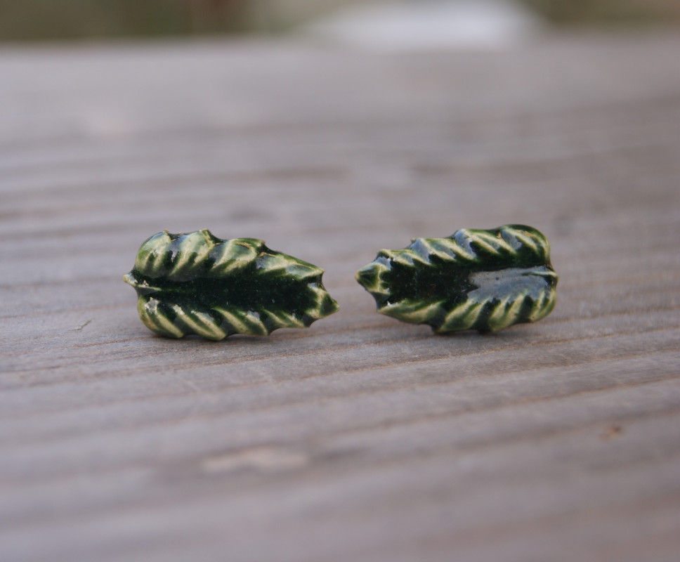 Ceramiczne zielone kolczyki sztyfty "Leśny elf"_photo1