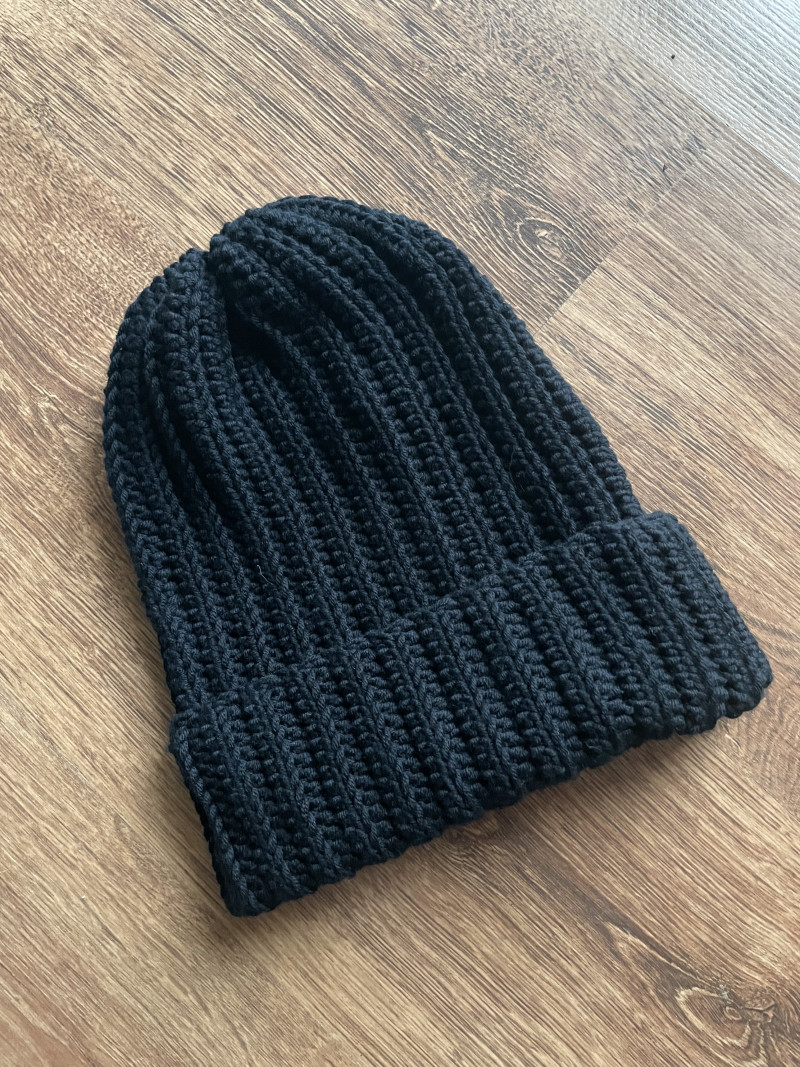 Czarna czapka 100% Merino handmade_photo1