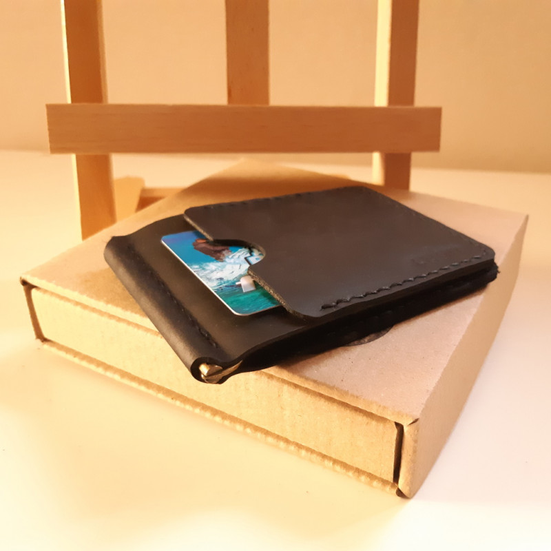 Czarny skórzany portfel z klipsem na banknoty_photo1