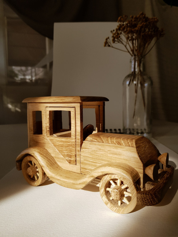 Drewniana zabawka samochód_photo1