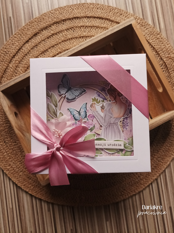 Kartka urodzinowa, kobieta, motyle, różowa_photo1