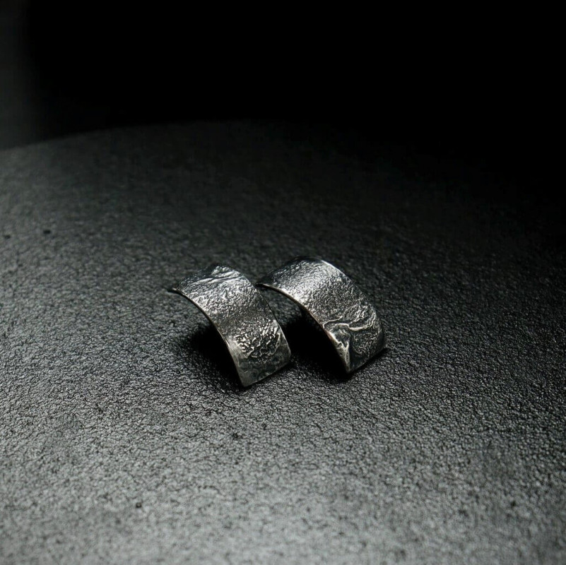 Kolczyki prostokąty zaokrąglone z ciemnego srebra_photo1