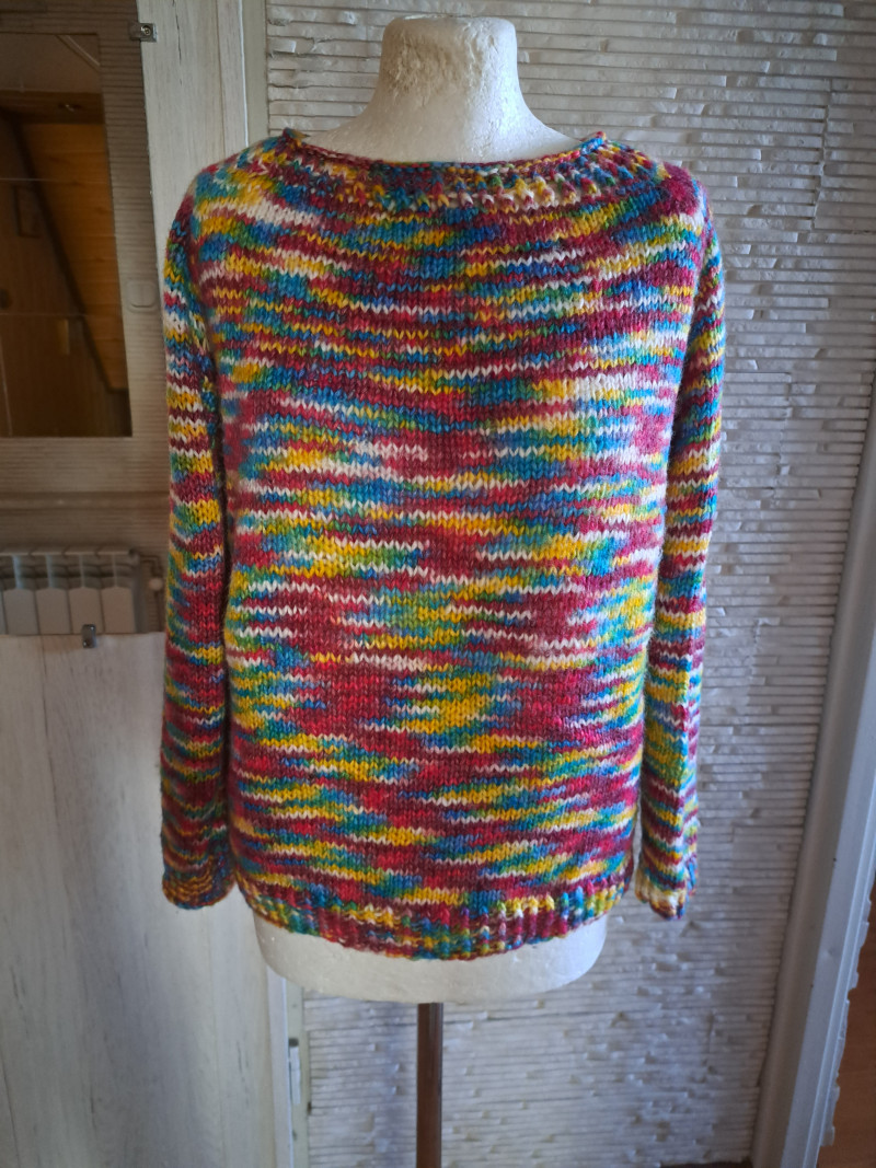 Kolorowy sweterek z wełną polecam 36-40_photo1