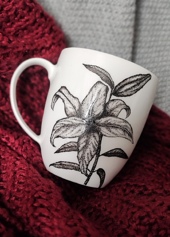 Kubek porcelanowy ręcznie malowany lilia_photo1