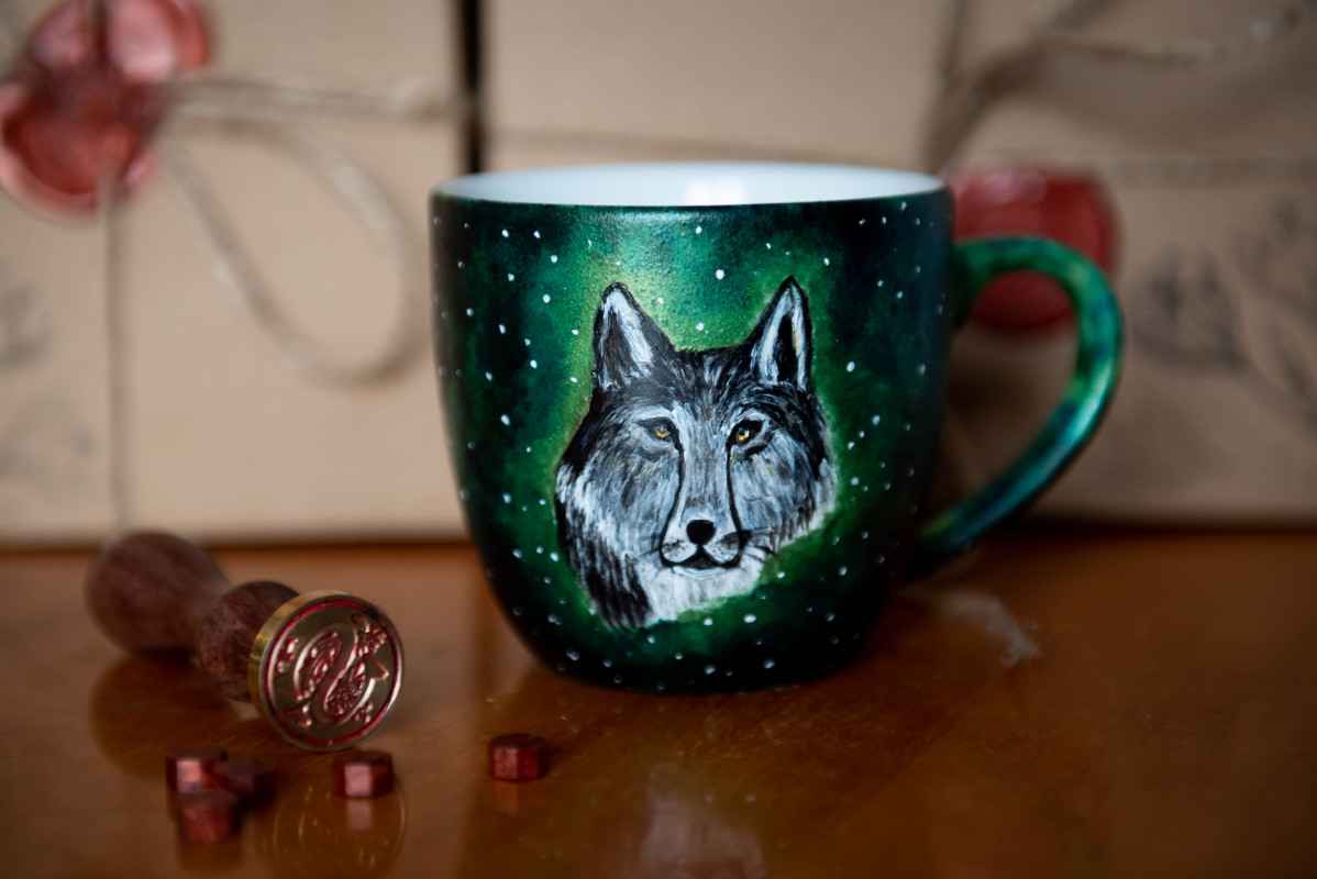 Kubek ręcznie malowany - srebrny wilk_photo1