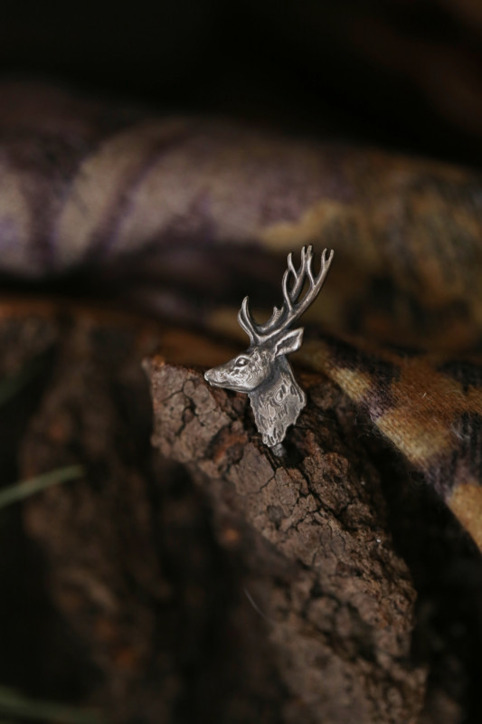 Mini broszka pin z jeleniem ze srebra_photo1