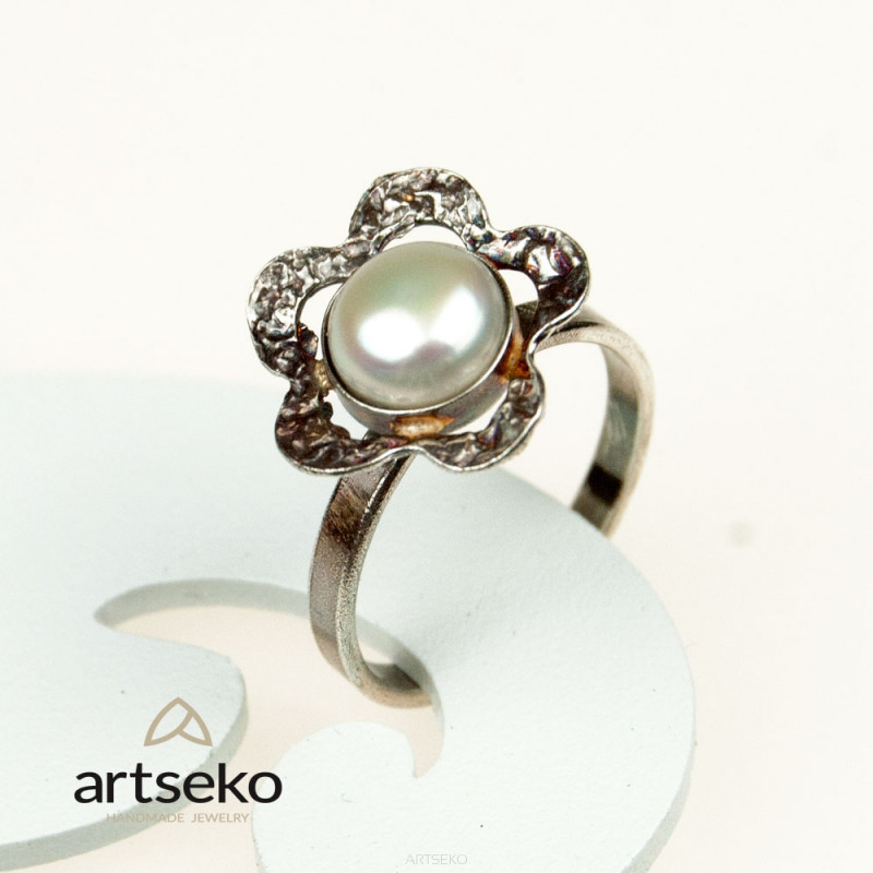 Perłowy kwiatuszek- pierścionek srebrny_photo1