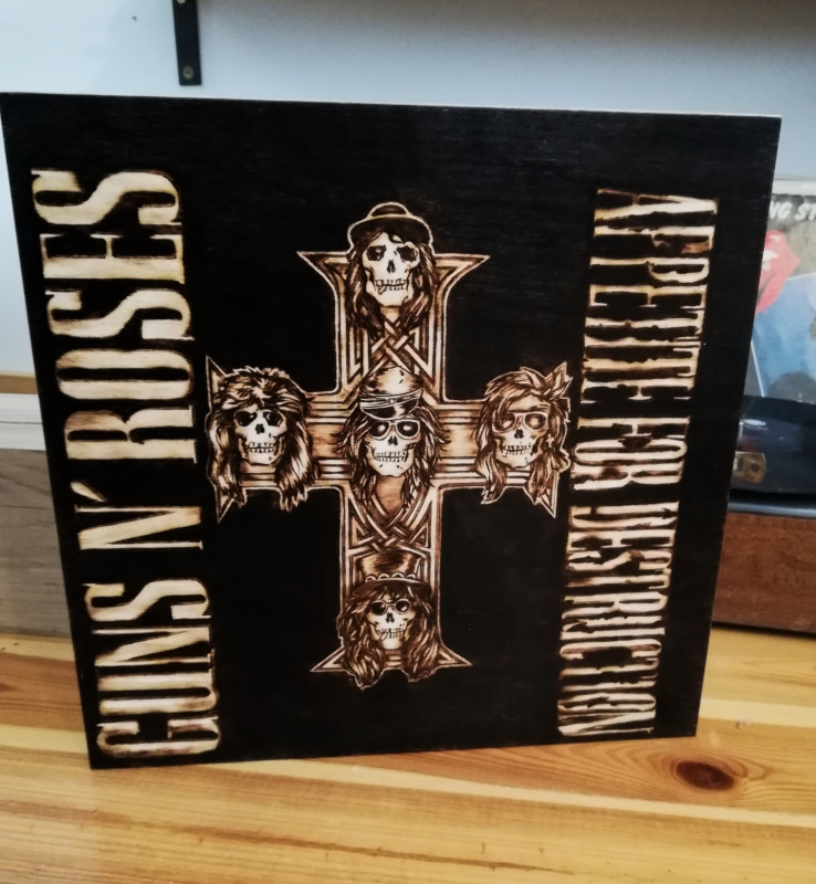 Pudełko wypalone Guns N Roses_photo1