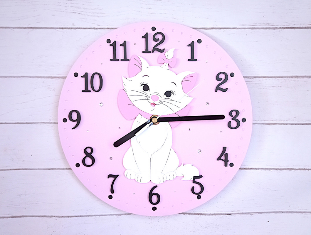 Różowy zegar dla dziewczynki z białym kotkiem_photo1