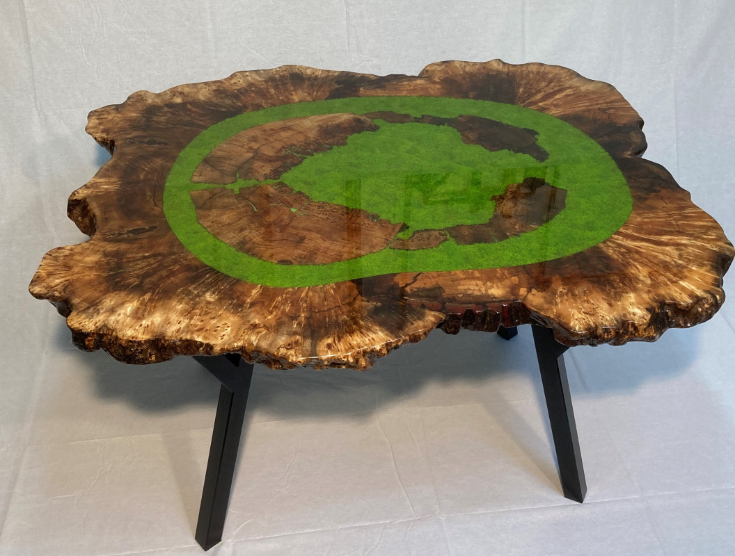 Stół,  z plastra drewna i żywicy epoksydowej_photo1