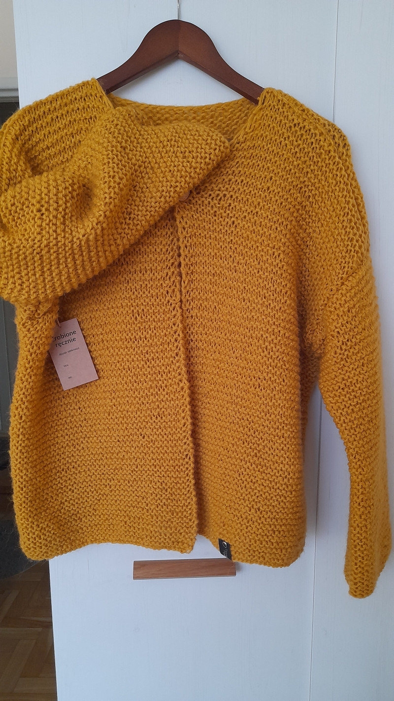 Sweter-kardigan ręcznie robiony._photo1