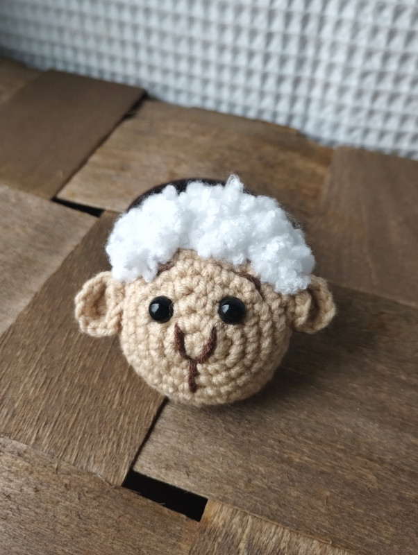 szydełkowa gumka do włosów owieczka, owca_photo1